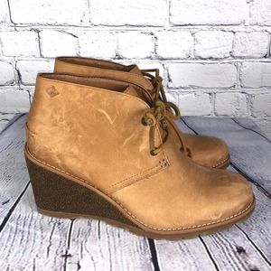 Sperry Top Sider Harlow Tan Suede Wedge Booties 7